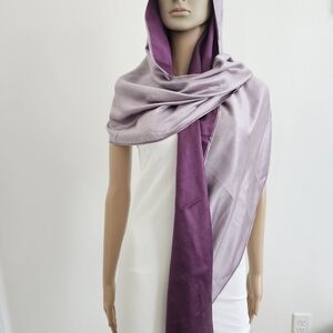 100% Silk Two Tone Purple/Lilac Reverible Scarve/Wrap